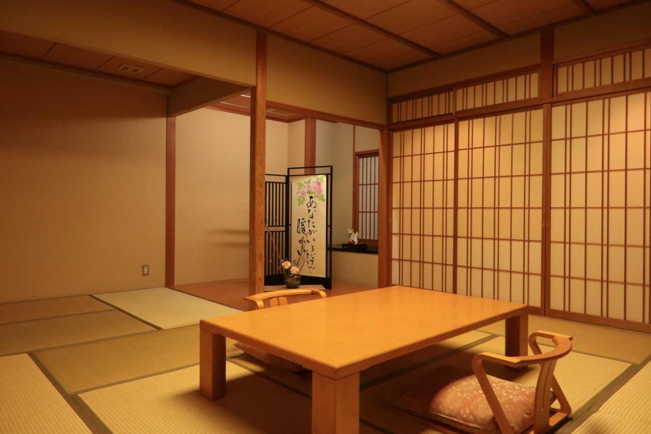 Izumiya Ryokan Kyoto Buitenkant foto