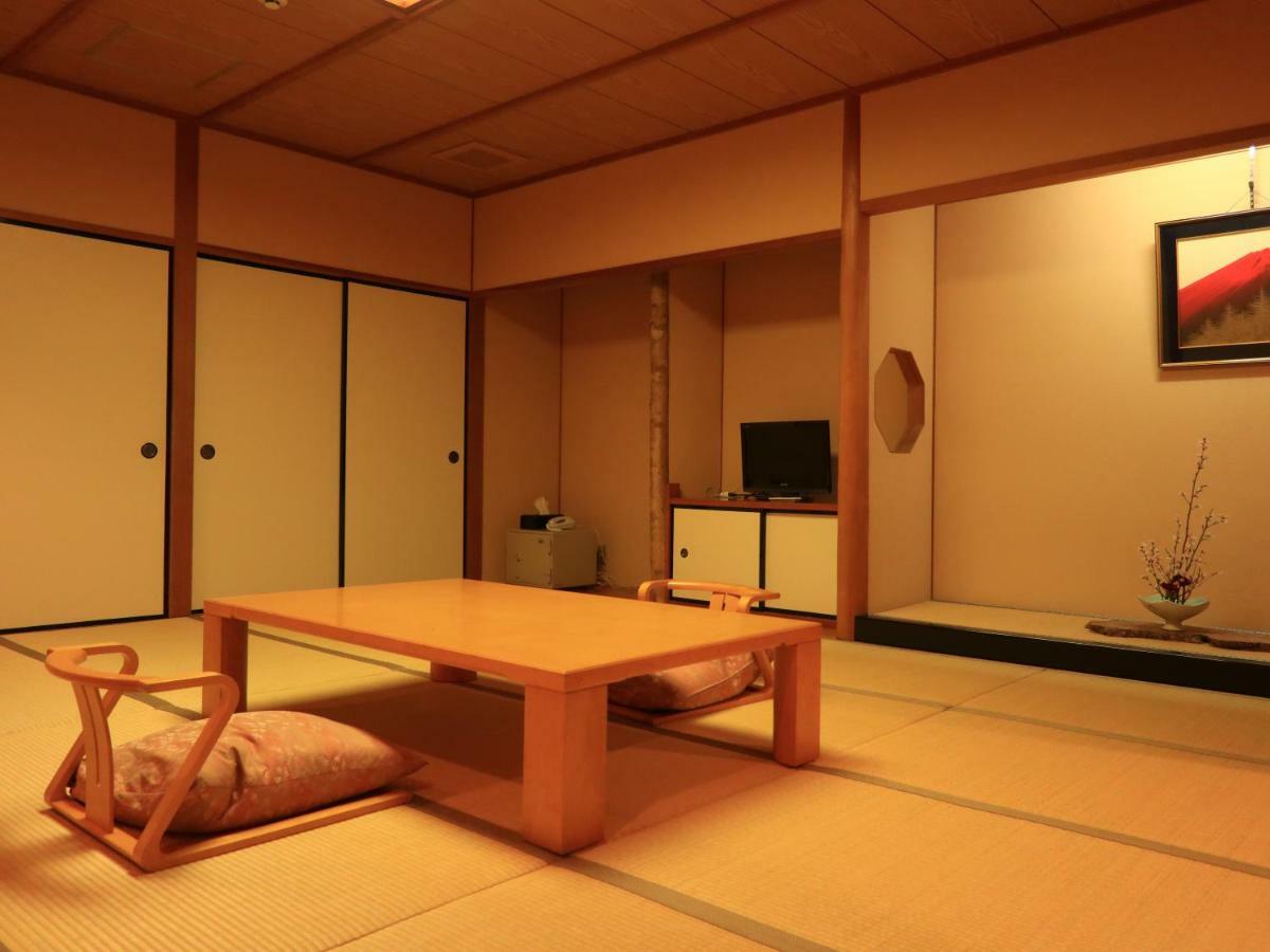 Izumiya Ryokan Kyoto Buitenkant foto
