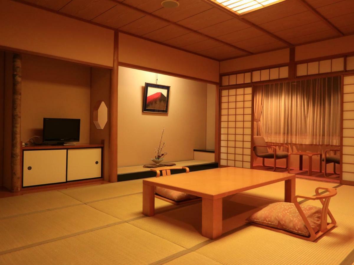 Izumiya Ryokan Kyoto Buitenkant foto